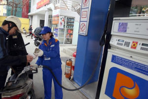 Giá xăng có thể tăng vào chiều nay?
