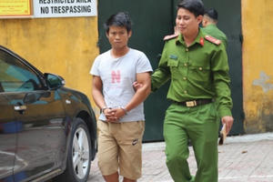 Lợi dụng việc nhờ mua thuốc kích dục, đối tượng giả danh công an tống tiền khách hàng