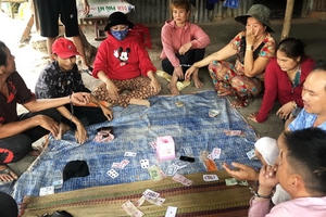 Triệt phá sòng bạc, tạm giữ 9 đối tượng