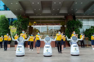 Nhân viên ngân hàng cover vũ điệu “Ghen Cô Vy" kêu gọi phòng chống dịch Covid-19