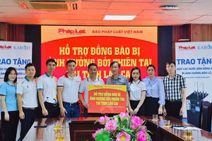 Báo Pháp luật Việt Nam trở lại Lào Cai tiếp tục sẻ chia cùng đồng bào vùng lũ
