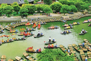 Du lịch tâm linh vì sự phát triển bền vững trên vùng đất cố đô