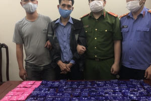 Chuẩn bị “về xuôi” cùng lô hàng trắng “siêu khủng” thì bị công an bắt giữ