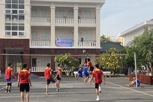 Vùng Cảnh sát biển 4 sôi nổi các hoạt động đón xuân trên đảo ngọc