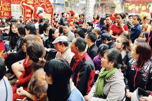 Ngày vía Thần Tài: Mua vàng loại nào để cả năm may mắn?