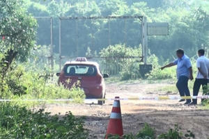 Tài xế taxi bị cắt đứt gân tay, cướp tài sản trong đêm