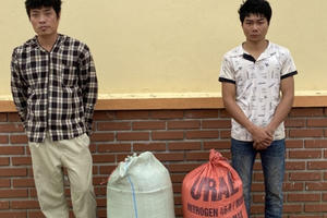 Bắt 2 tên trộm chỉ sau 12 tiếng gây án Bắt 2 tên trộm chỉ sau 12 tiếng gây án