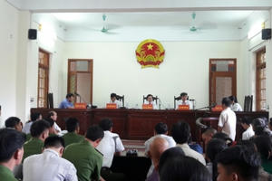 Phiên tòa xử vụ đánh bạc tại Giao Thủy có nhiều tình tiết mâu thuẫn