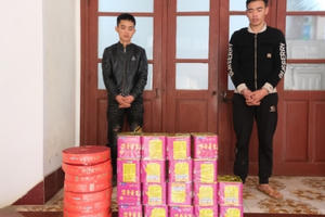 Cao Bằng: Bắt quả tang 2 đối tượng vận chuyển nhiều pháo nổ