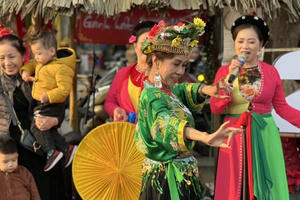 Nhiều hoạt động văn hoá ý nghĩa tại Lễ hội truyền thống Nữ tướng Lê Chân năm 2023 Nhiều hoạt động văn hoá ý nghĩa tại Lễ hội truyền thống Nữ tướng Lê Chân năm 2023