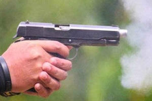 Lâm Đồng: Bắt đối tượng rút súng bắn người rồi bỏ trốn xuống TP HCM Lâm Đồng: Bắt đối tượng rút súng bắn người rồi bỏ trốn xuống TP HCM