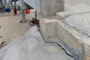 Huế: Công trình hơn 39 tỷ đồng vừa mới hoàn thành 4 tháng đã nứt toác