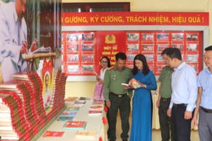 Sôi nổi hưởng ứng Ngày sách và văn hóa đọc Việt Nam tại Công an tỉnh Đắk Nông