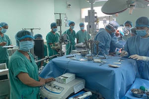 Bệnh viện Trung ương Huế thực hiện thành công 2 ca ghép tạng xuyên Việt trong một ngày