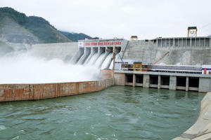 Cấp điện gặp khó, EVN đề nghị sử dụng điện tiết kiệm