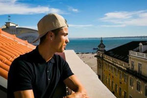 Đọ nghề "tay trái" của Messi và C.Ronaldo