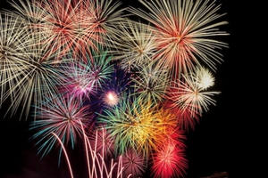 Nghệ An hỏa tốc dừng chương trình nghệ thuật, hủy bắn pháo hoa đêm giao thừa để phòng Covid-19