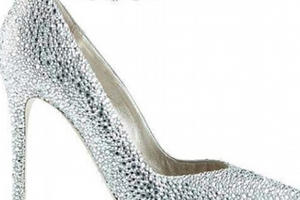 Chiêm ngưỡng những đôi giày làm từ vàng và bạch kim