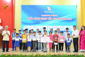 Hội Nhà báo Việt Nam tổ chức hoạt động tri ân, xã hội thiện nguyện tại tỉnh Nghệ An