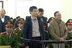 “Tôi tự hào không tham nhũng một xu!”