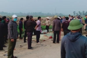 Nghệ An: Va chạm xe tải, 3 mẹ con tử vong tại chỗ