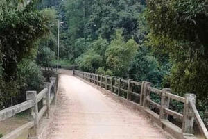 Nỗ lực tìm kiếm cô gái 17 tuổi nhảy xuống sông mất tích tại Nghệ An