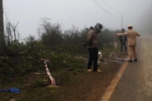 Lai Châu: Xe chở Phó Bí thư huyện lao xuống vực sâu 100m