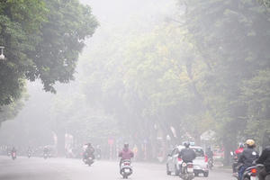 Miền Bắc đêm và sáng trời rét, mưa phùn kèm sương mù