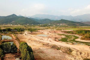 Đại công trường 'sét tặc' lớn nhất Quảng Ninh: Quản lý tài nguyên có vấn đề?