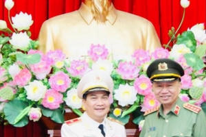 Lễ công bố thăng cấp bậc hàm Thiếu tướng đối với ông Nguyễn Sỹ Quang