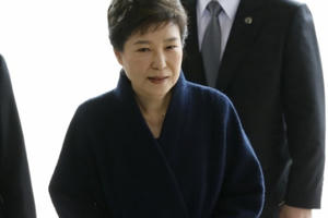 Công tố viên Hàn Quốc đề nghị bắt bà Park Geun-Hye