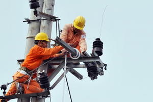 Giá điện tăng 3% ngay từ hôm nay