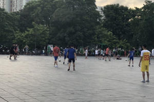 Trước đại dịch Covid-19, nhiều người dân Thủ đô vẫn không đeo khẩu trang nơi công cộng