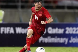 "Ronaldinho Việt Nam" báo tin vui cho HLV Park Hang-seo