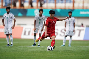 Video - Công Phượng vô duyên, 2 lần sút hỏng phạt đền