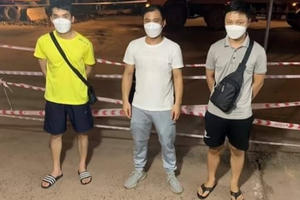 Quảng Ninh: Khai báo y tế gian dối để “thông chốt” 4 thanh niên bị xử phạt và buộc cách ly tập trung