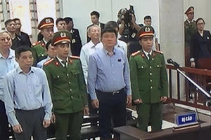 Vụ PVN thiệt hại 800 tỷ đồng: Ký văn bản góp vốn dưới sự ủy quyền của ông Đinh La Thăng