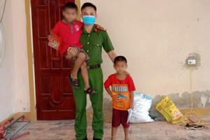 Ông nội lên cơn tâm thần nhốt 2 cháu vào phòng rồi chuẩn bị dao, gạch đá cố thủ