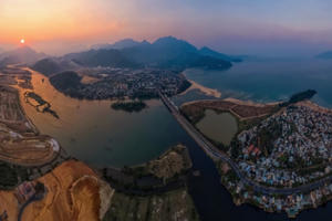 Ngỡ ngàng với một Đà Nẵng khác nhìn từ trên cao...