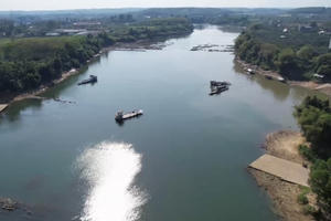 Chấn chỉnh việc mất an toàn giao thông tại bến đò Hiếu Liêm