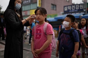 Hàn Quốc sửa đổi luật giao thông đảm bảo an toàn cho trẻ em