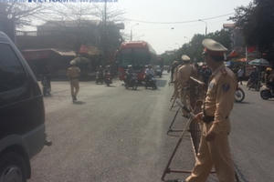 Chợ Viềng: 100% lực lượng CSGT Nam Định "ra đường"