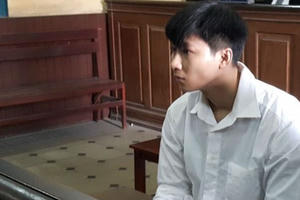 Kẻ đâm bạn 14 nhát thoát án tử hình