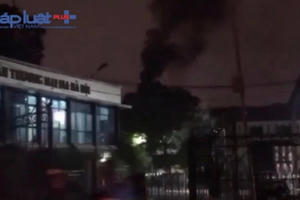 Công an TP Hà Nội phối hợp với Pháp luật Plus xác minh việc nhà máy bia Hà Nội nhả khói trong đêm