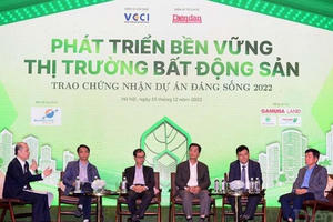 Gỡ thanh khoản cho cho thị trường bất động sản