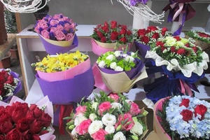 Sôi động thị trường quà tặng Ngày lễ Tình nhân