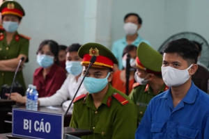 Thông tin mới nhất về phiên xét xử vụ án bác sỹ hiếp dâm nữ điều dưỡng tại Huế