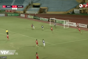 Clip: Pha làm bàn đẳng cấp của cầu thủ Quang Hải