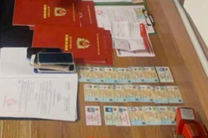 Bắt giữ 6 đối tượng trong đường dây làm giả thẻ ngành Công an, Quân đội để lừa đảo, chiếm đoạt tài sản