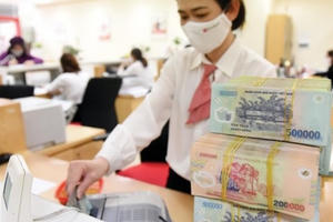 Doanh nghiệp khóc ròng khi lãi suất cho vay tăng chóng mặt Doanh nghiệp khóc ròng khi lãi suất cho vay tăng chóng mặt